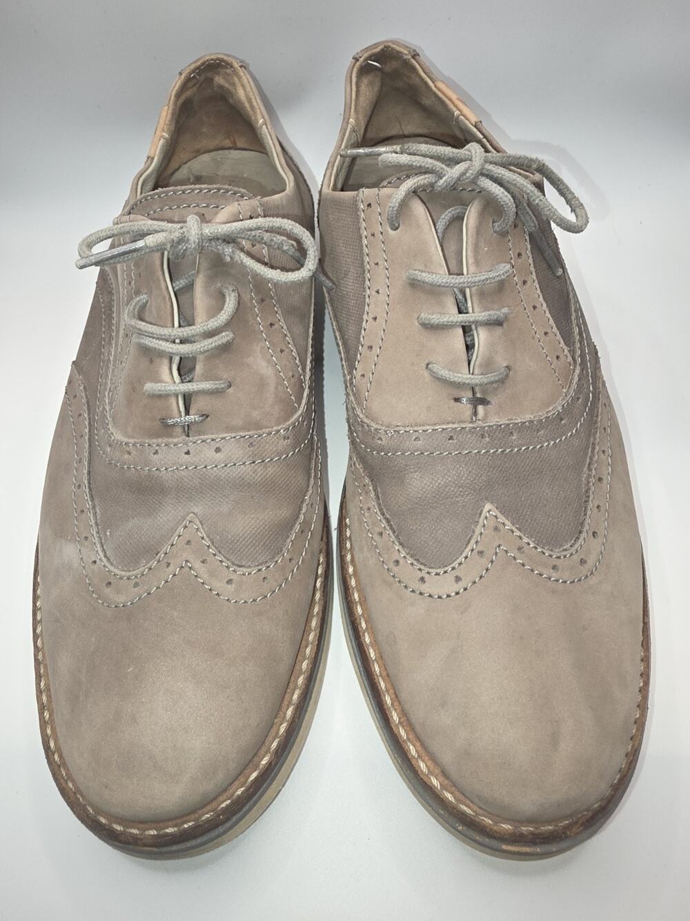 Lacoste Mens Size US 9 Suede Oxford Dress Shoes Beige Tan Wingtip Casual Lace Up